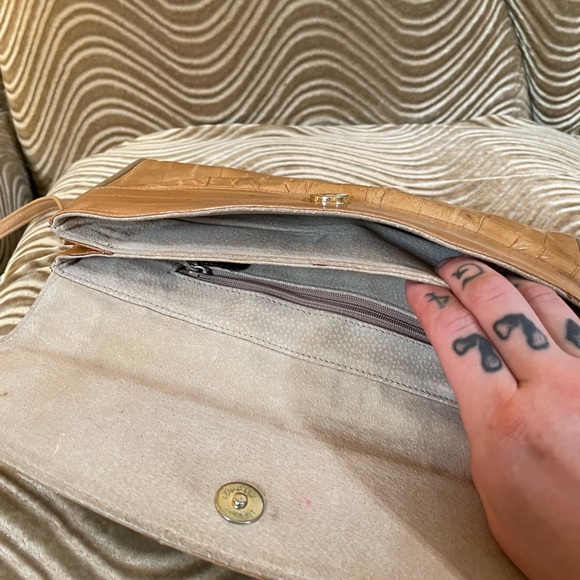 Vintage Eel Leather Crossbody Bag and Matching Eel Change Wallet Clutch - Picture 4 of 13